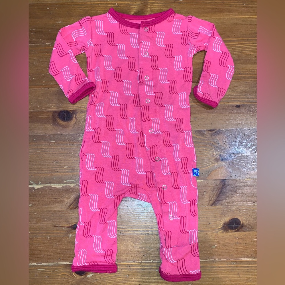 Pink Waves Bamboo Romper size 0-3 months